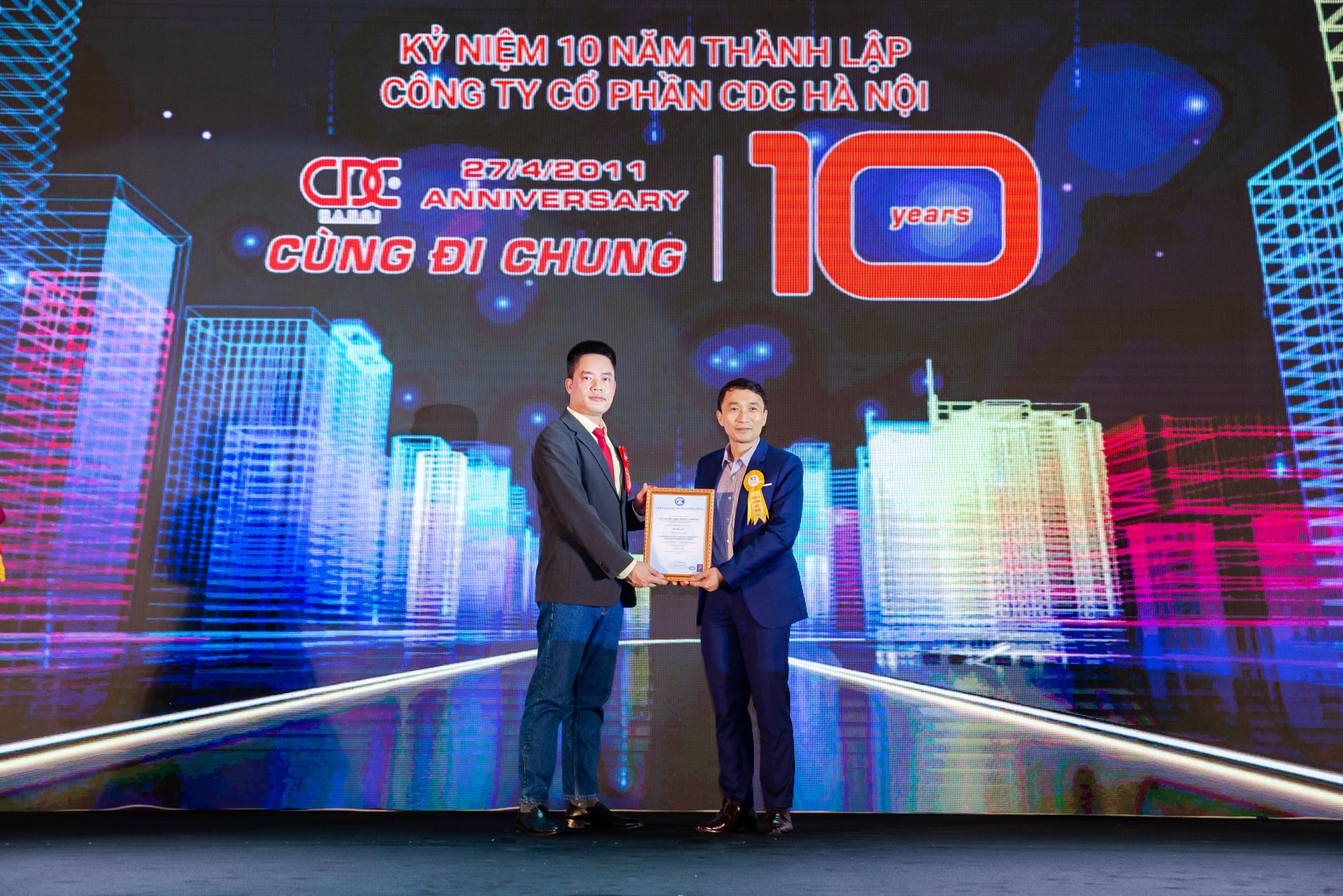 CDC Hà Nội vinh dự đón nhận Chứng nhận Hệ thống Quản lý Chất lượng ISO 9001:2015