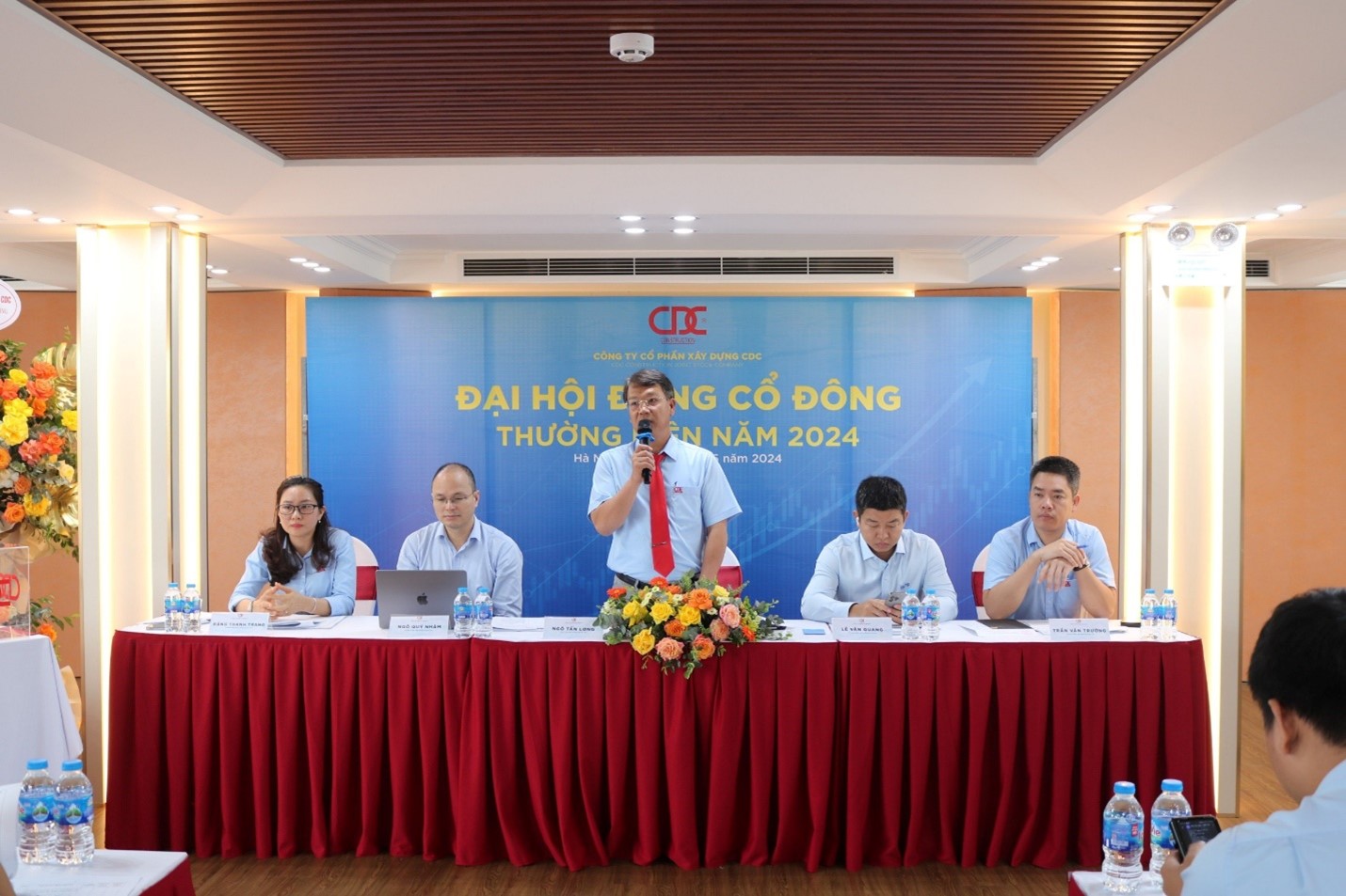 ĐẠI HỘI ĐỒNG CỔ ĐÔNG THƯỜNG NIÊN NĂM 2024 CÔNG TY CỔ PHẦN XÂY DỰNG CDC: ĐẶT MỤC TIÊU DOANH THU 2.426,8 TỶ ĐỒNG